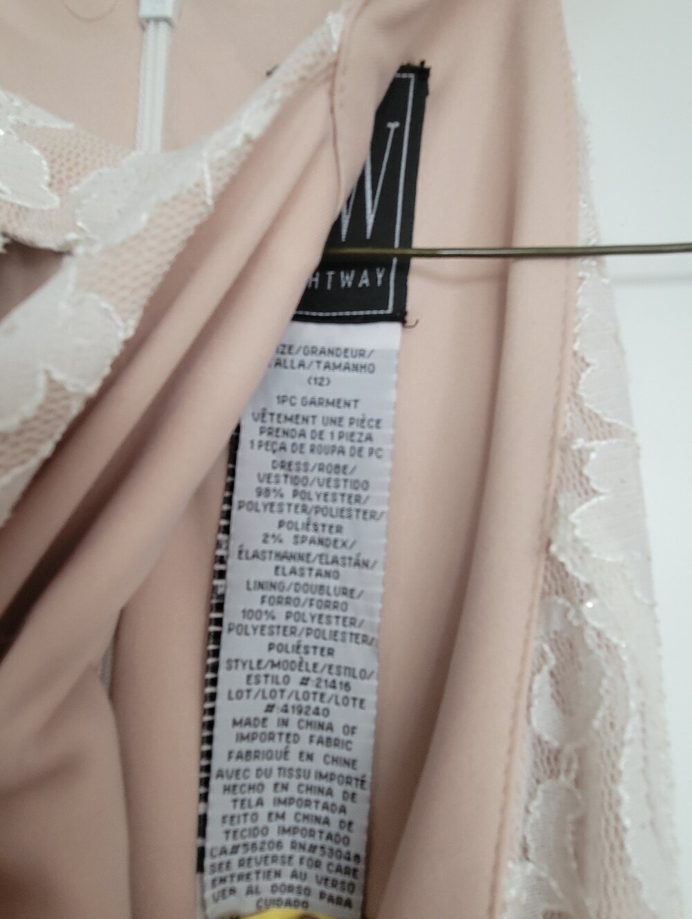 Wedding Dress - Picture 6 of 7